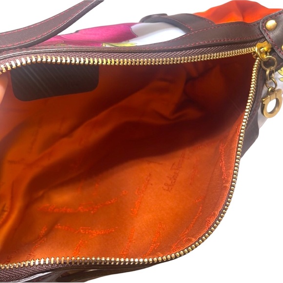 Salvatore Ferragamo Gancini Shoulder Bag Floral Animal Print Multi-Host Pick! - Picture 14 of 16